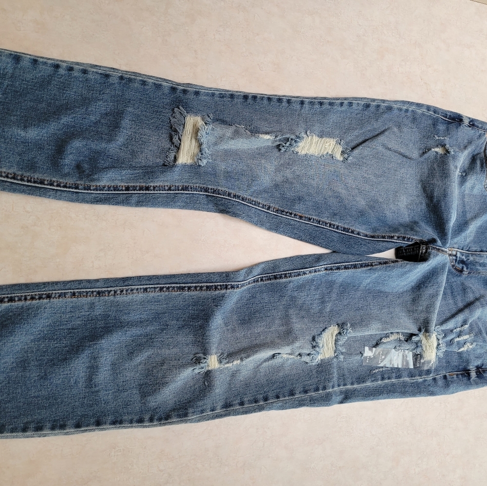 Maurices size 8 boyfriend style jegging NWT